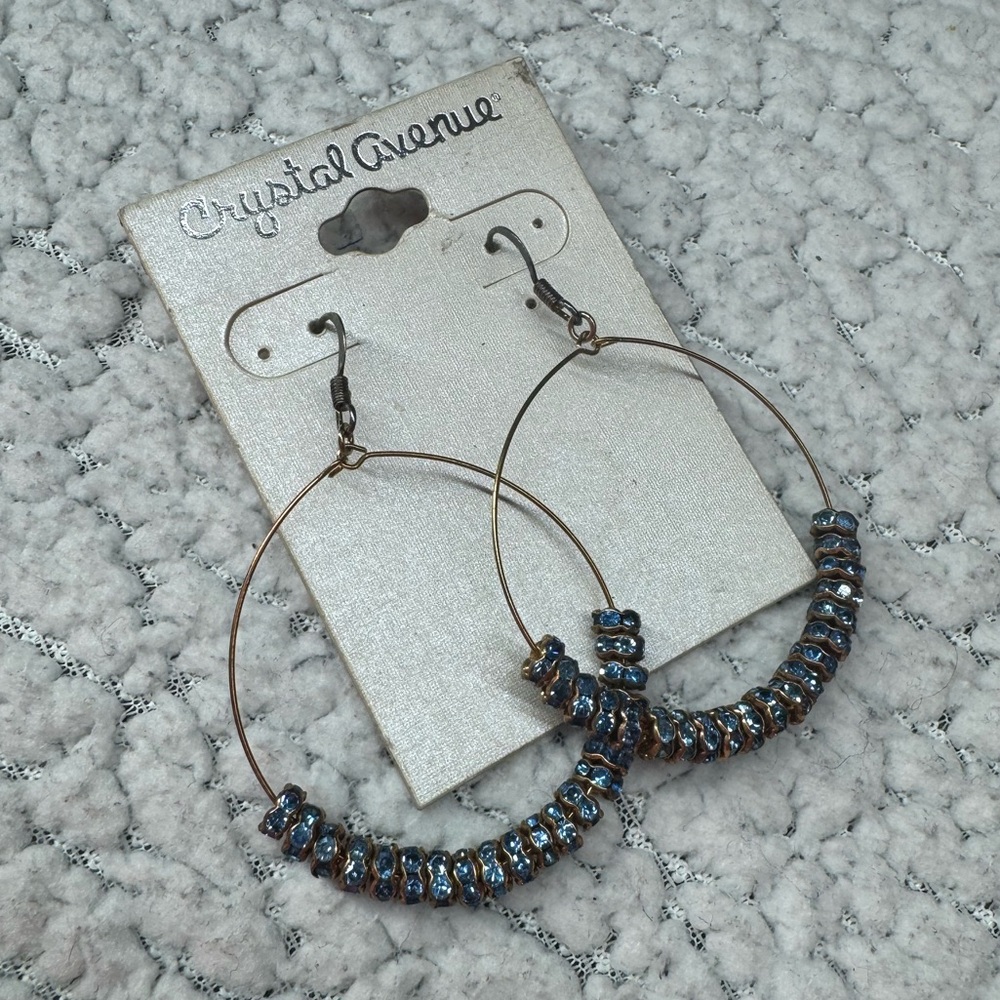 NWT Crystal Avenue Earrings!